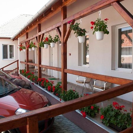 شقة Polonia Apartman إيغيرسولوك المظهر الخارجي الصورة